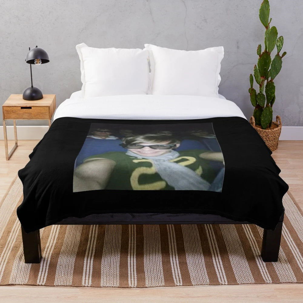 Louis Tomlinson inspired plush blanket featuring a humorous movie theatre selfie meme