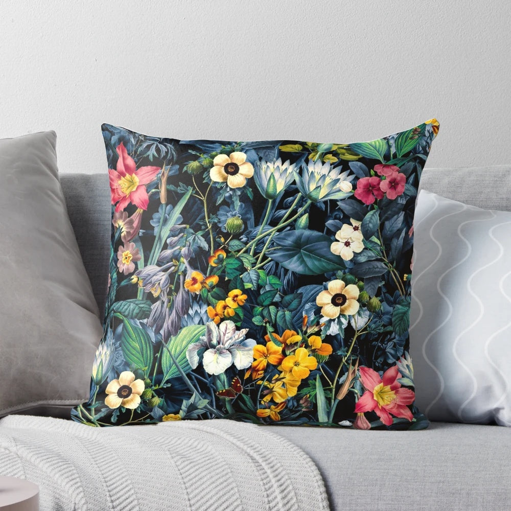 Vibrant botanical print pillow featuring a lush, tropical garden design for nature-inspired home décor