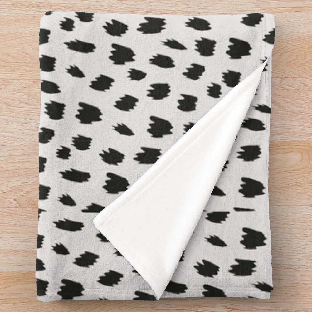 Soft and cozy cheetah print plush blanket for a touch of nature-inspired style