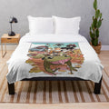 Giant plush blanket in a cozy and soft design for home decor