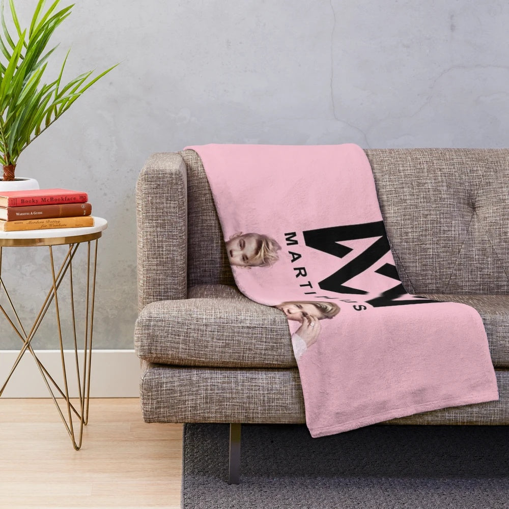 Soft and Plush Blanket for Cozy Relaxation