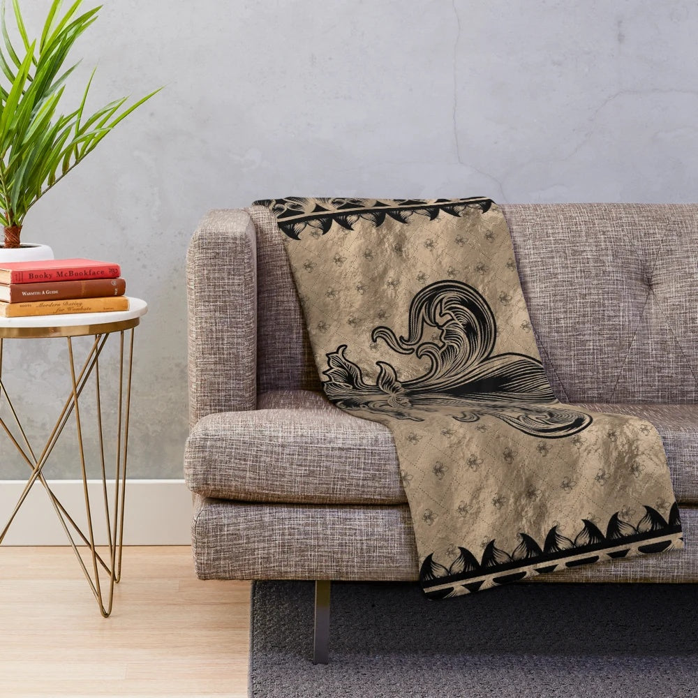 Fleur-de-lis plush blanket in black and gold
