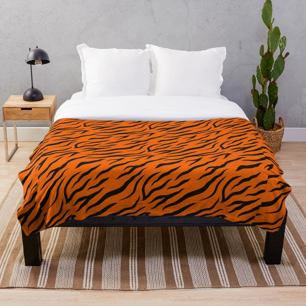 Soft and Warm Tiger Print Plush Blanket for Home Decor