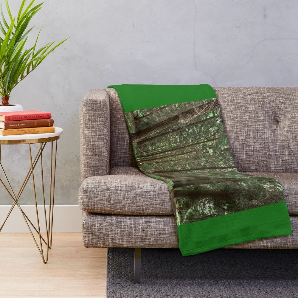 Bosky Plush Blanket - Soft and Cozy Home Decor