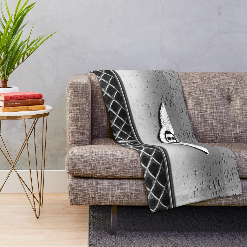 Bentley-inspired plush blanket with soft, high-quality material
