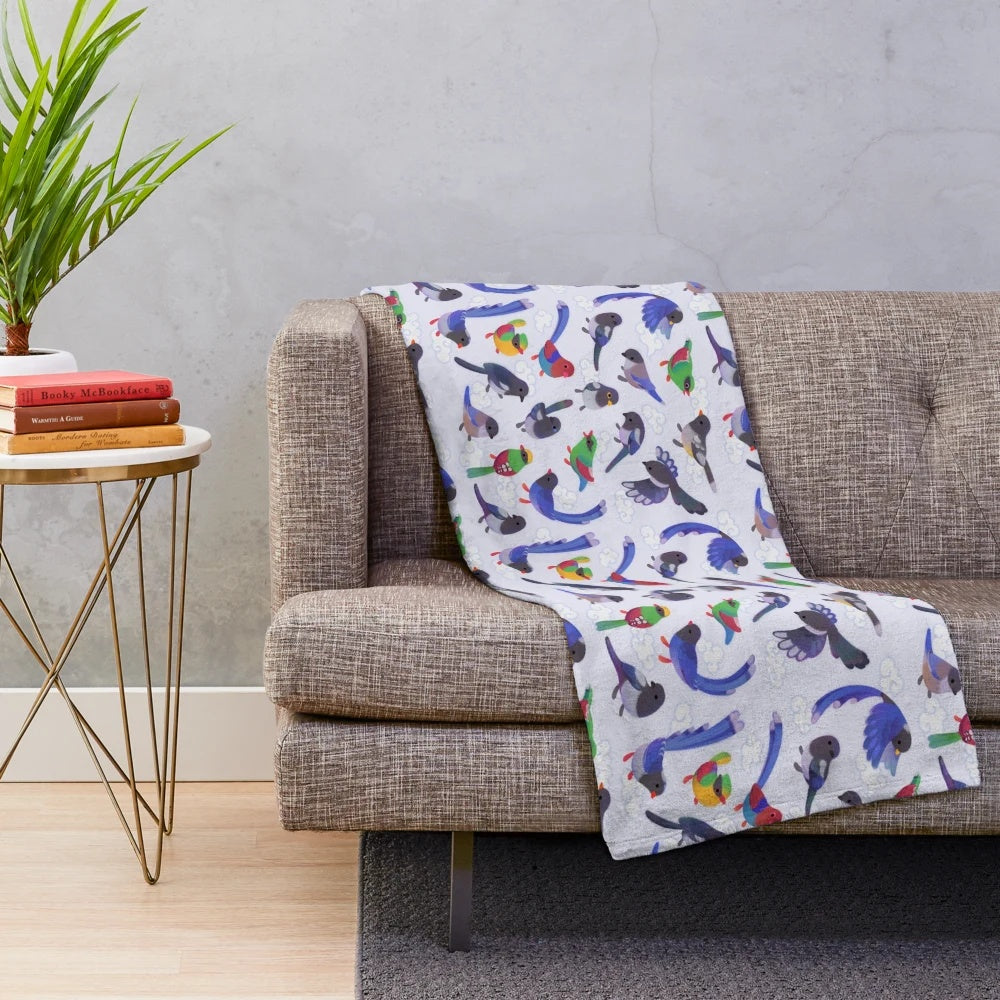 Magpie patterned plush blanket with soft, cozy fabric