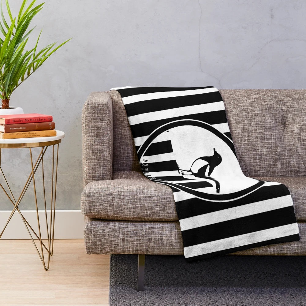 Newcastle United FC Magpies-Inspired Plush Blanket