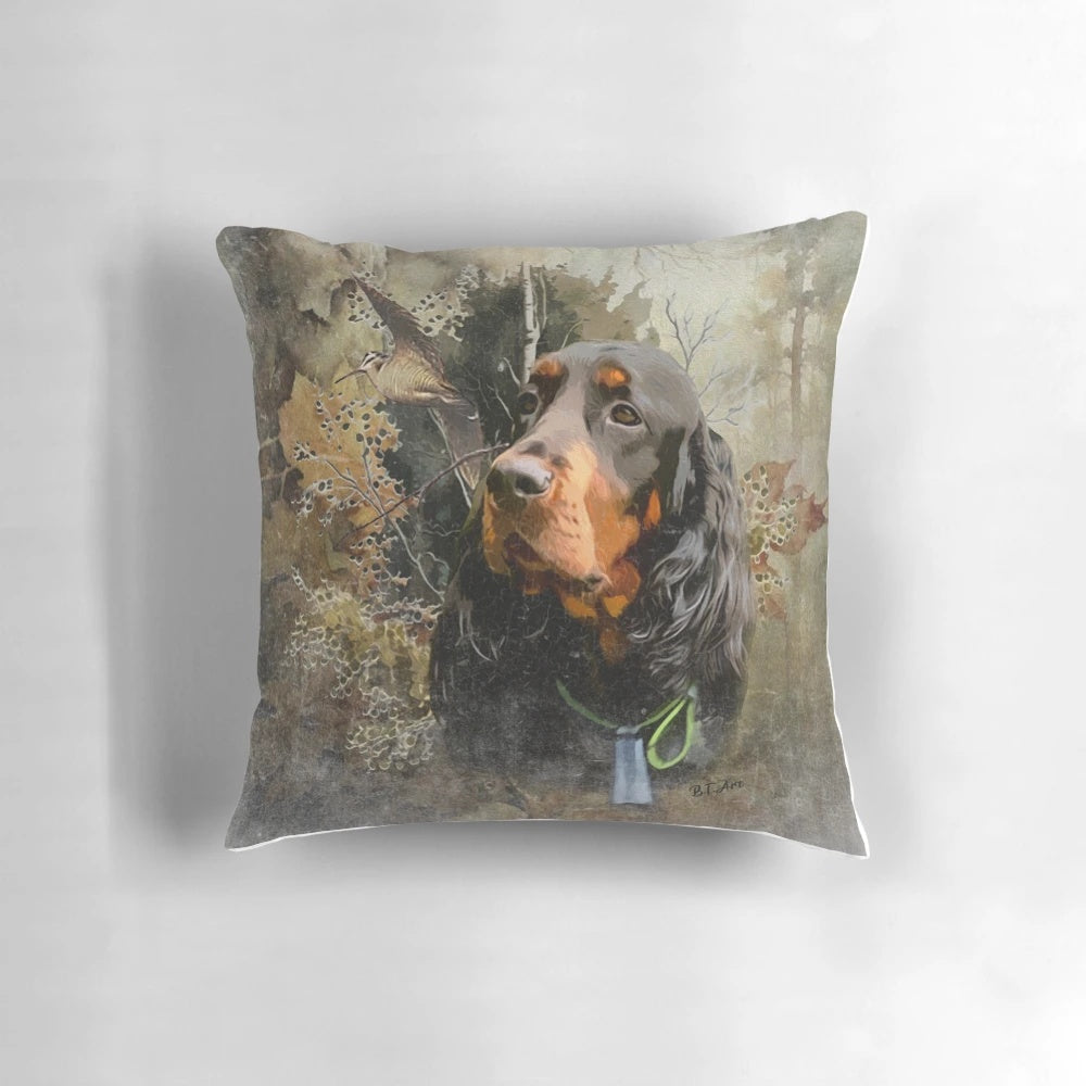 Elegant Gordon Setter dog in a natural setting, perfect for bird hunting enthusiasts.