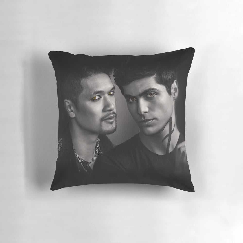 Malec pillow featuring Magnus Bane and Alec Lightwood from the TV series Shadowhunters