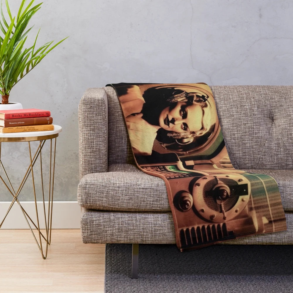 Metropolis City Futuristic Plush Blanket with Cinematic Sci-Fi Inspired Design