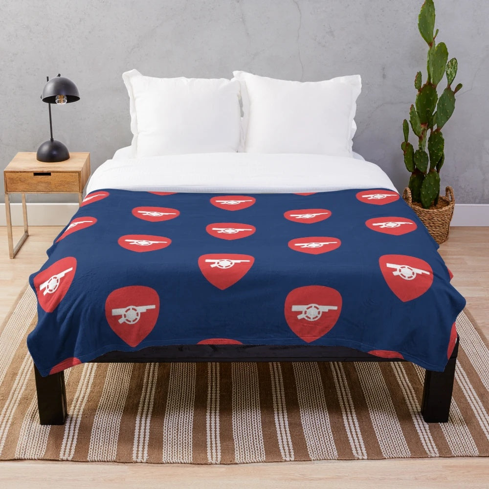 Minimalist Arsenal Football Logo Plush Blanket