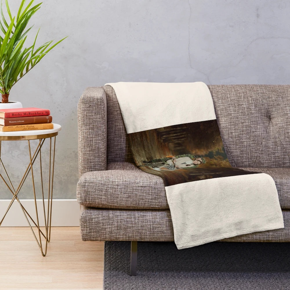Minimalist Kdrama Plush Blanket Inspired by Crash Landing on You