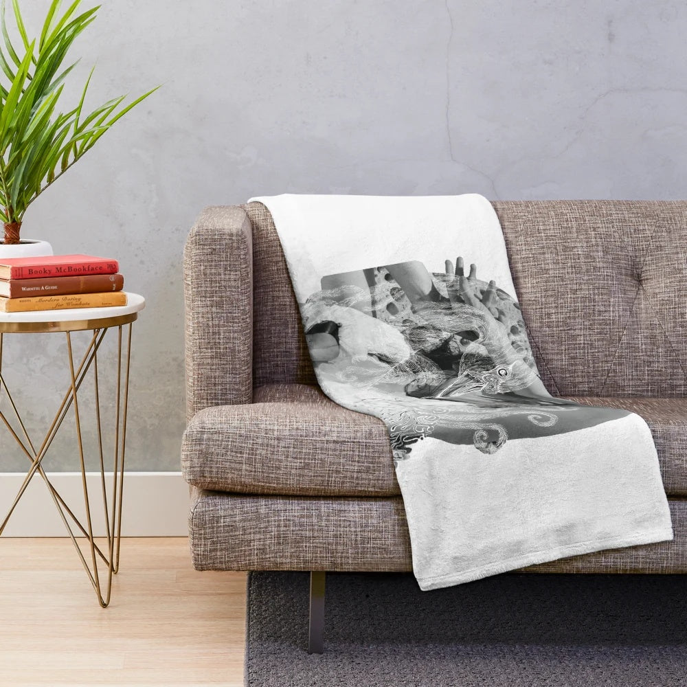 Minimalist plush blanket in white and black colors