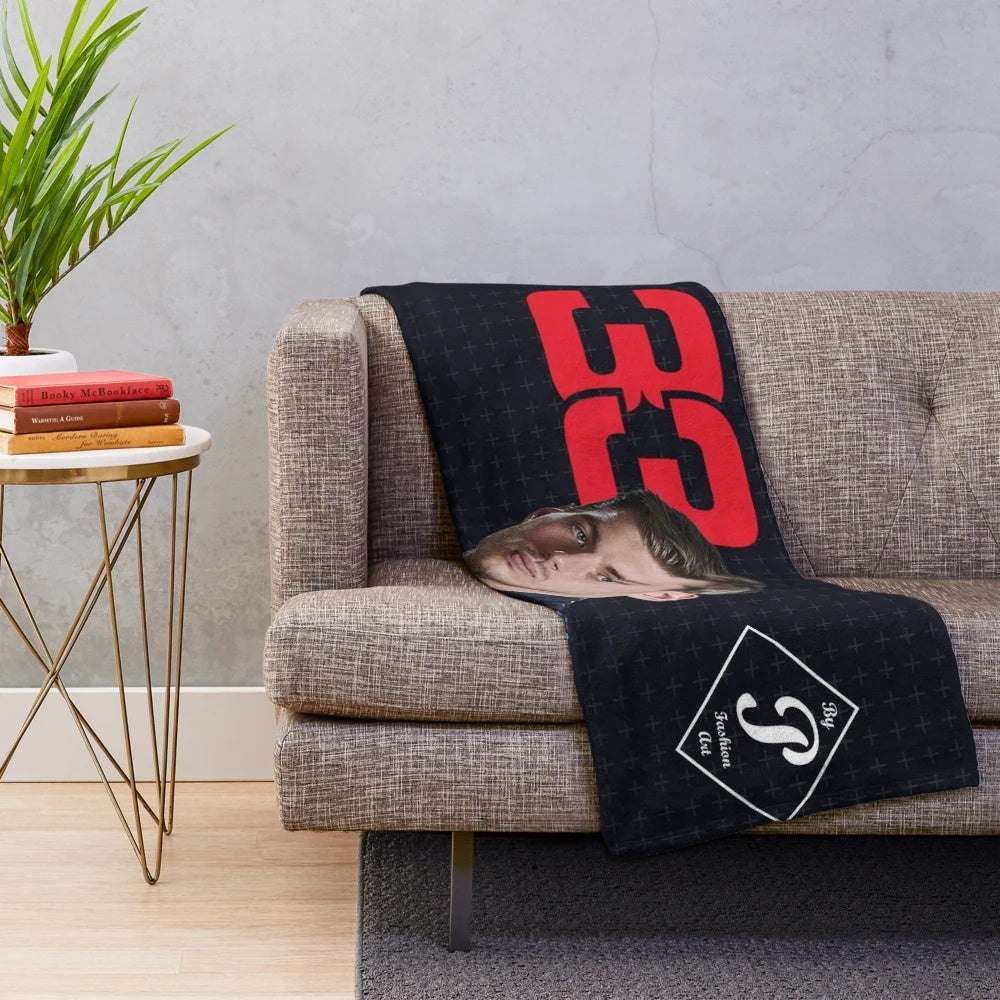 Max Verstappen - 33 Formula 1 Racing Plush Blanket