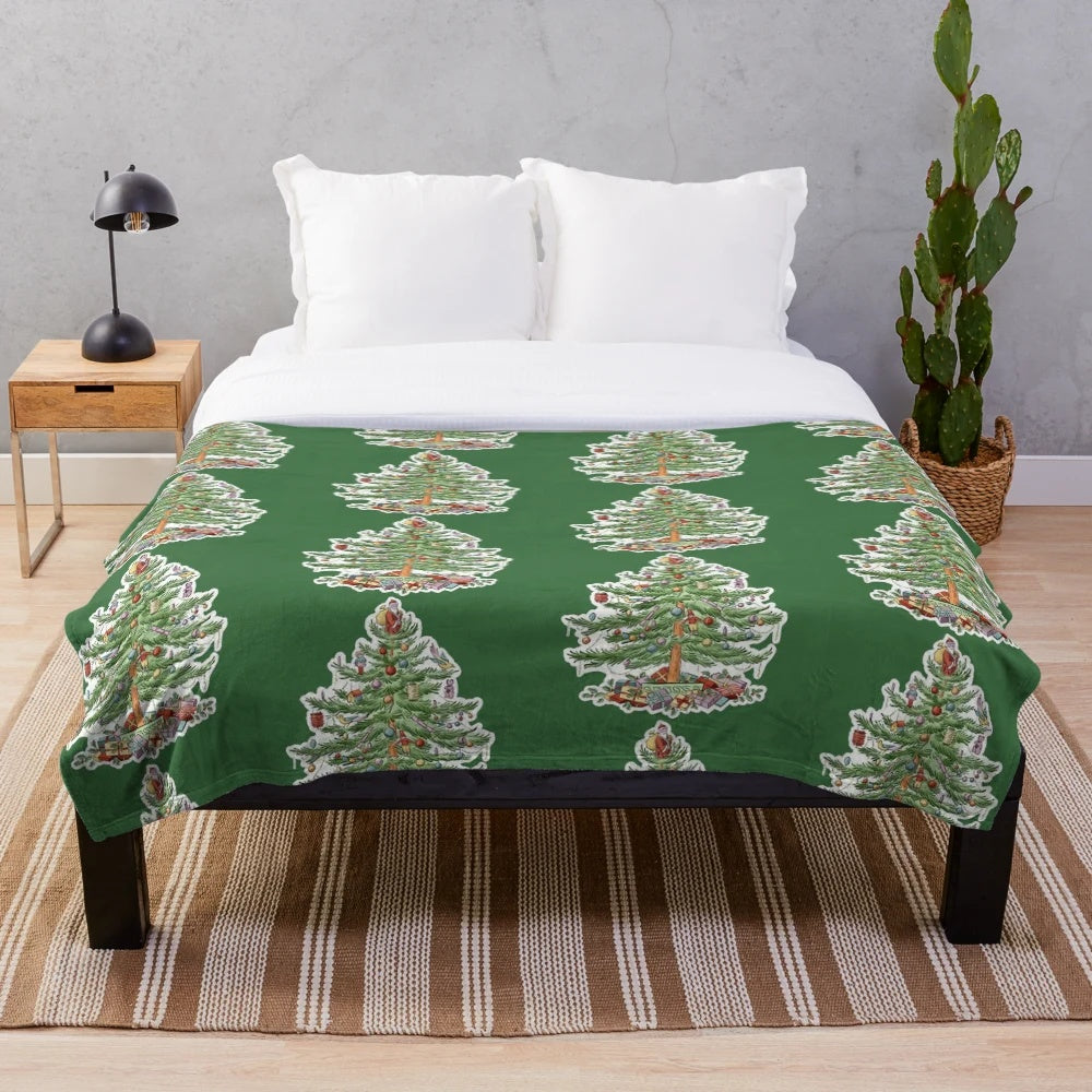 Festive vintage-inspired Spode Christmas tree plush blanket