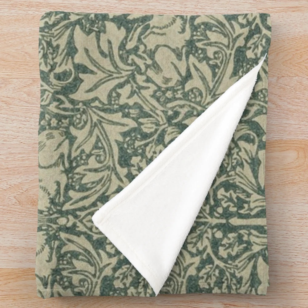 Plush blanket with William Morris' iconic Brer Rabbit pattern