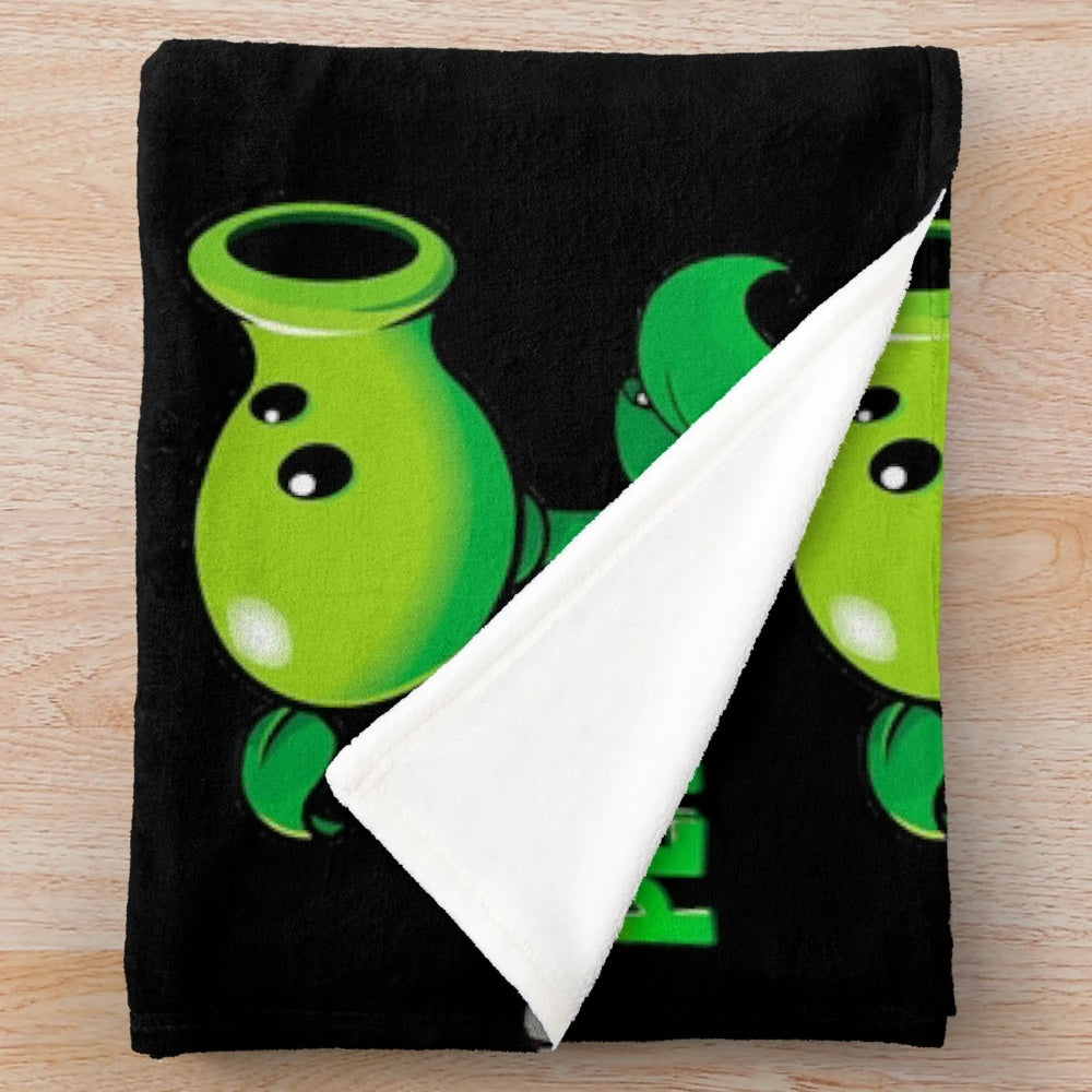 Peashooter-inspired plush blanket featuring the iconic Plants vs Zombies character