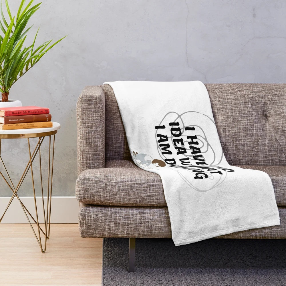 Soft and plush "I Have No Idea" design blanket