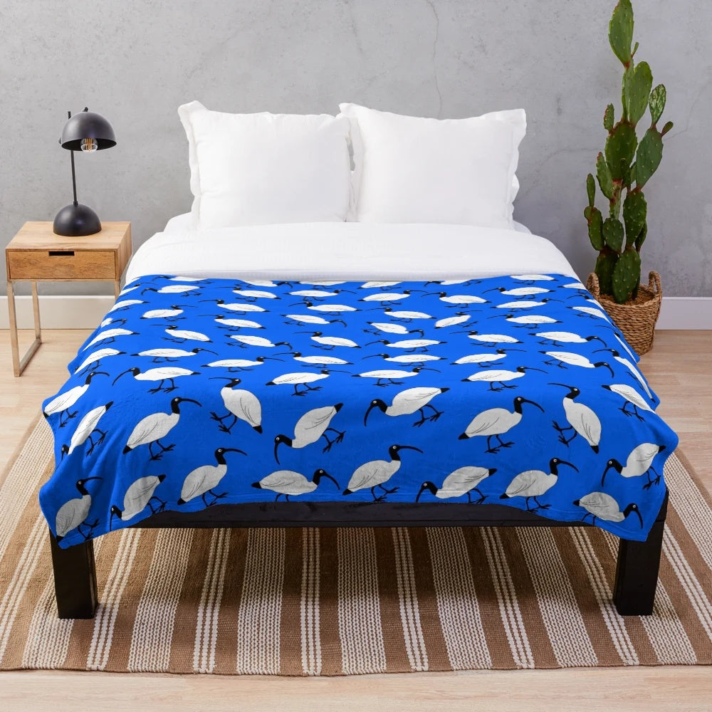 Plush bin chickens patterned blue blanket
