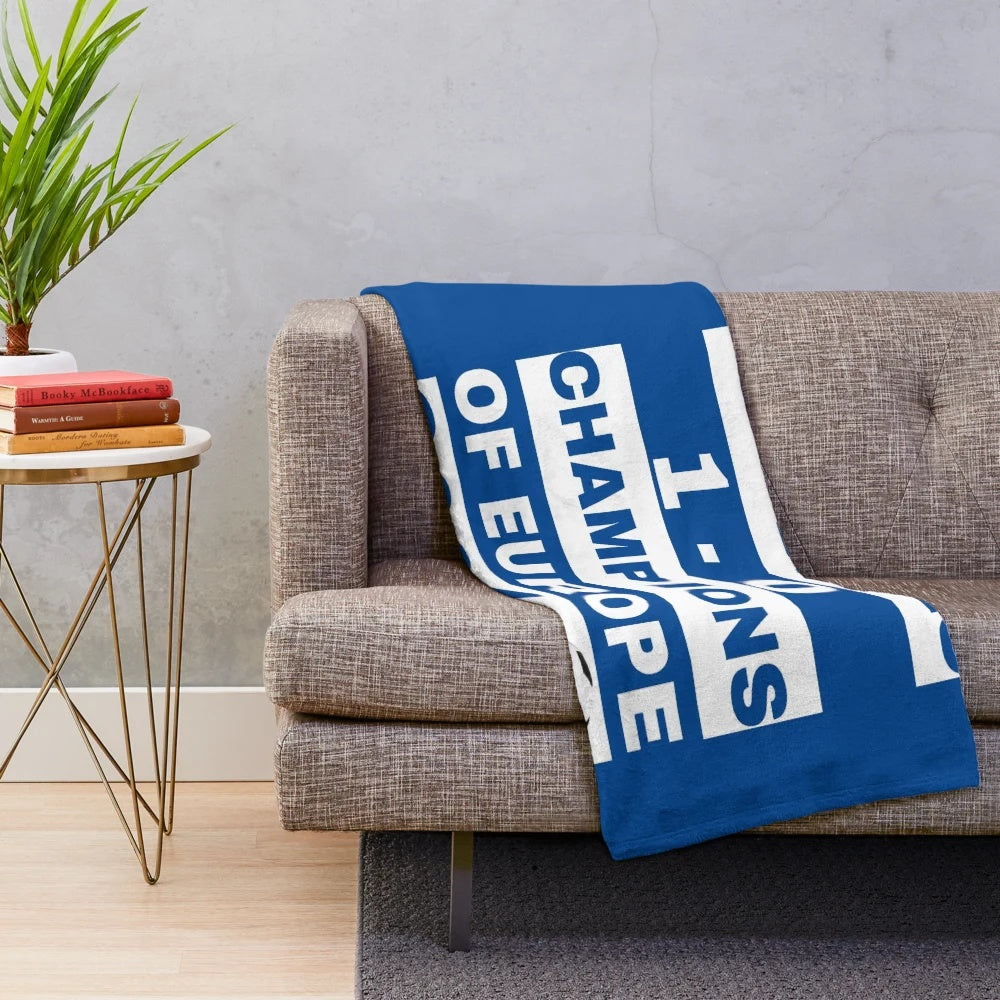 Plush blanket featuring Chelsea's Champions League 2021 win