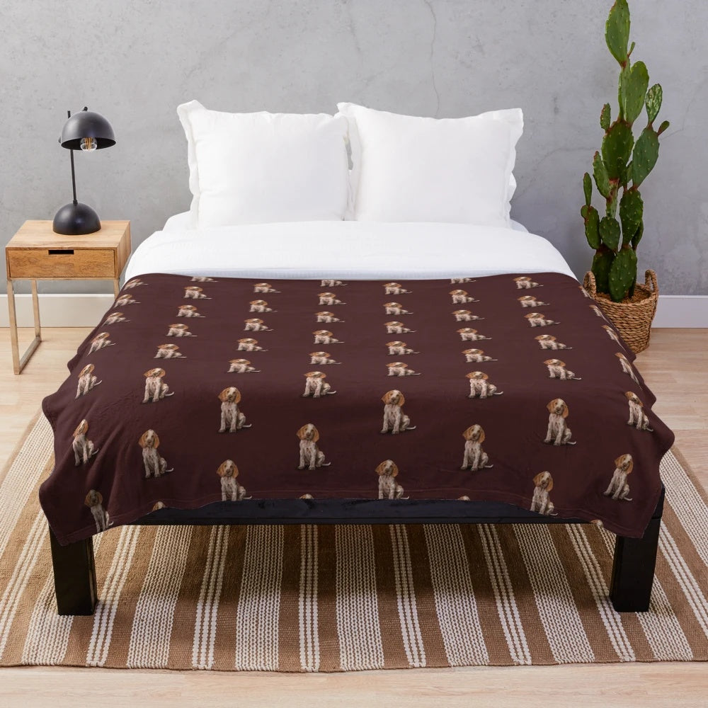 Plush blanket with the Bracco Italiano dog breed design