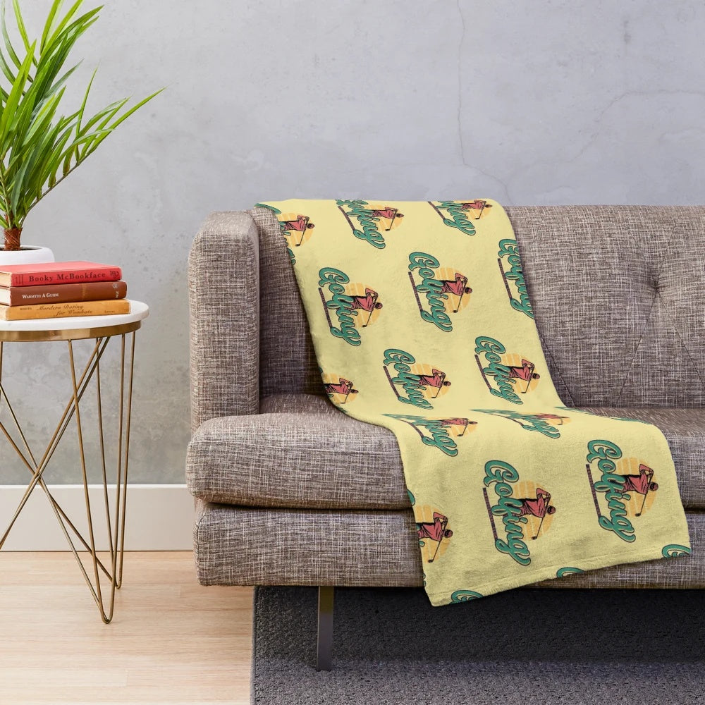 Soft and cozy plush blanket with golfing design