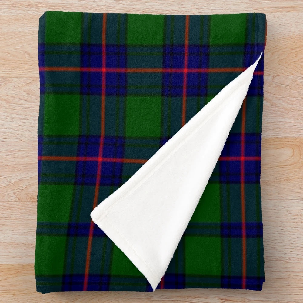 Cozy plush shaw tartan blanket featuring the clan's tartan pattern