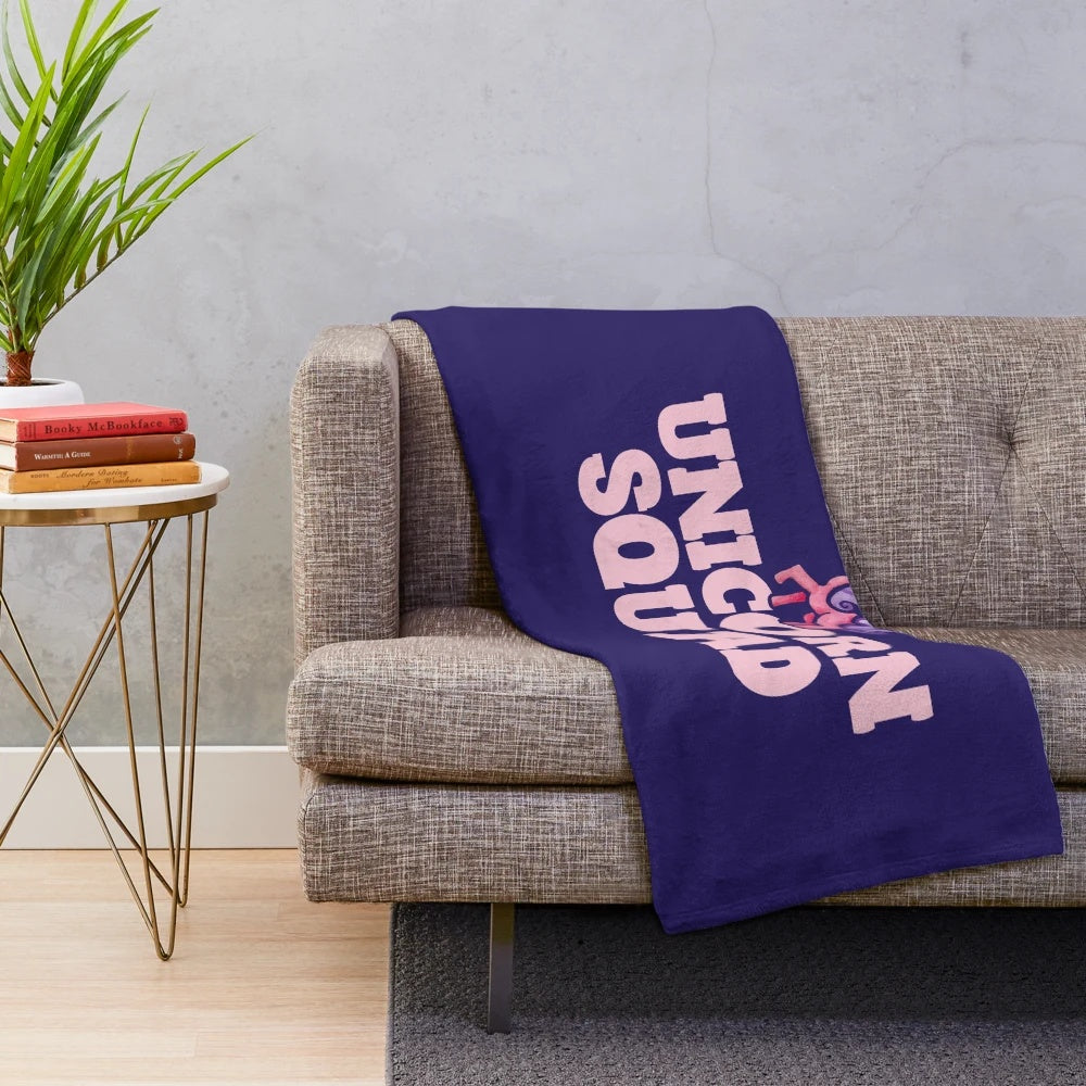 Soft and plush unicorn patterned blanket