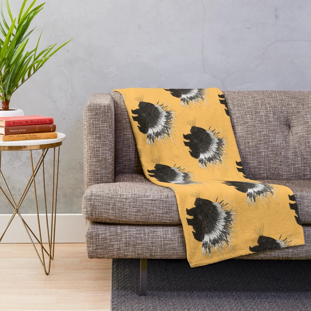 Porcupine plush blanket with soft, cozy material