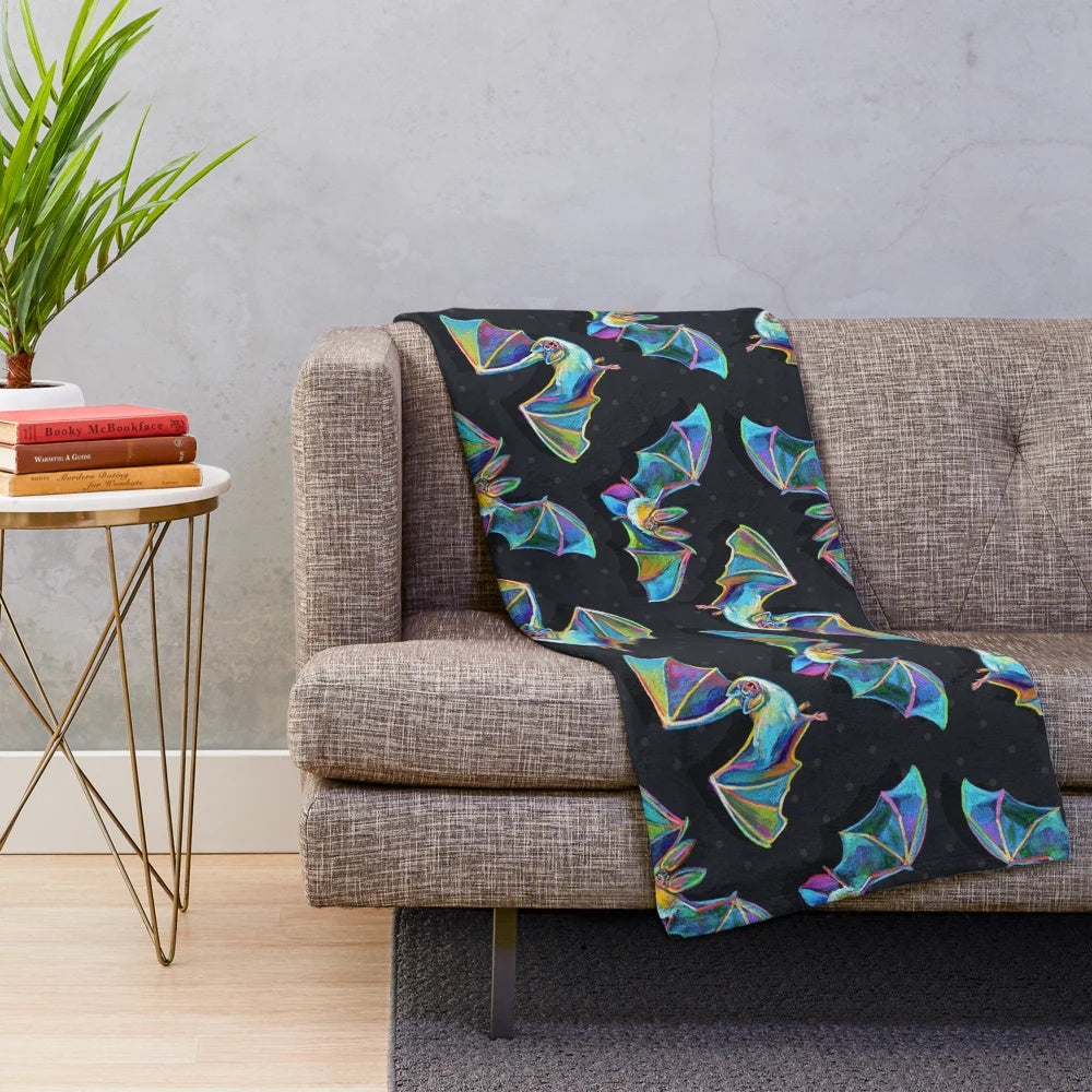 Psychedelic bat pattern plush blanket