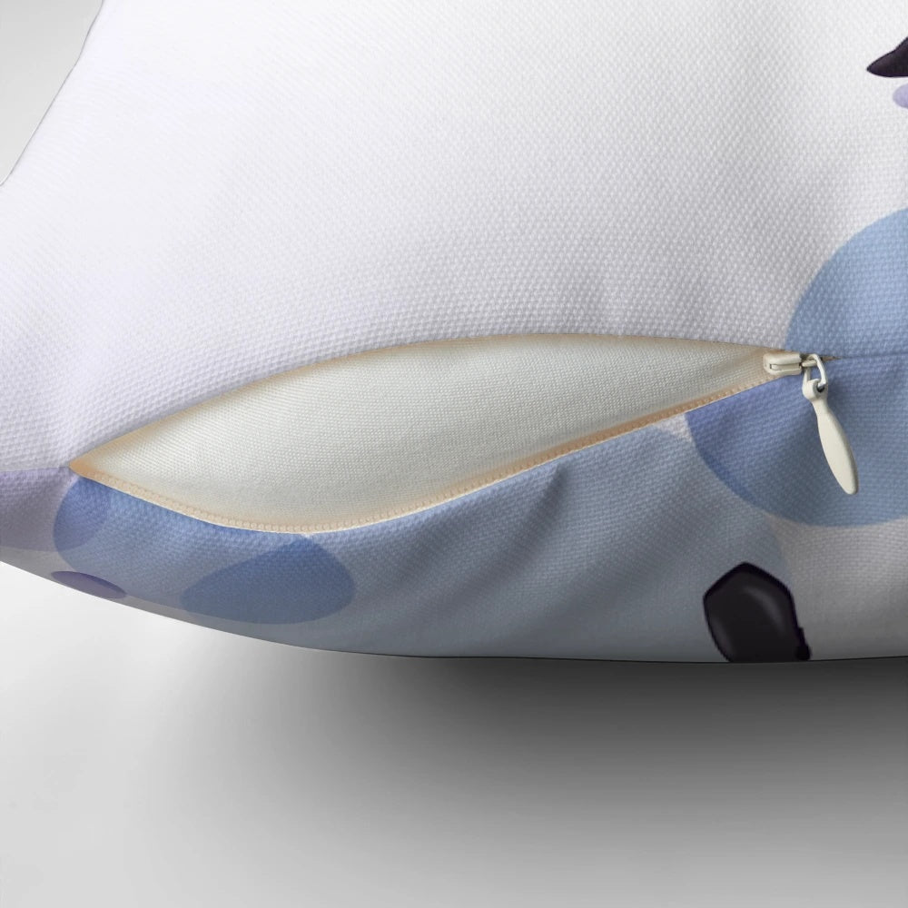Soft, high-quality pillow featuring the character Homura Akemi from the Puella Magi Madoka Magica anime series.