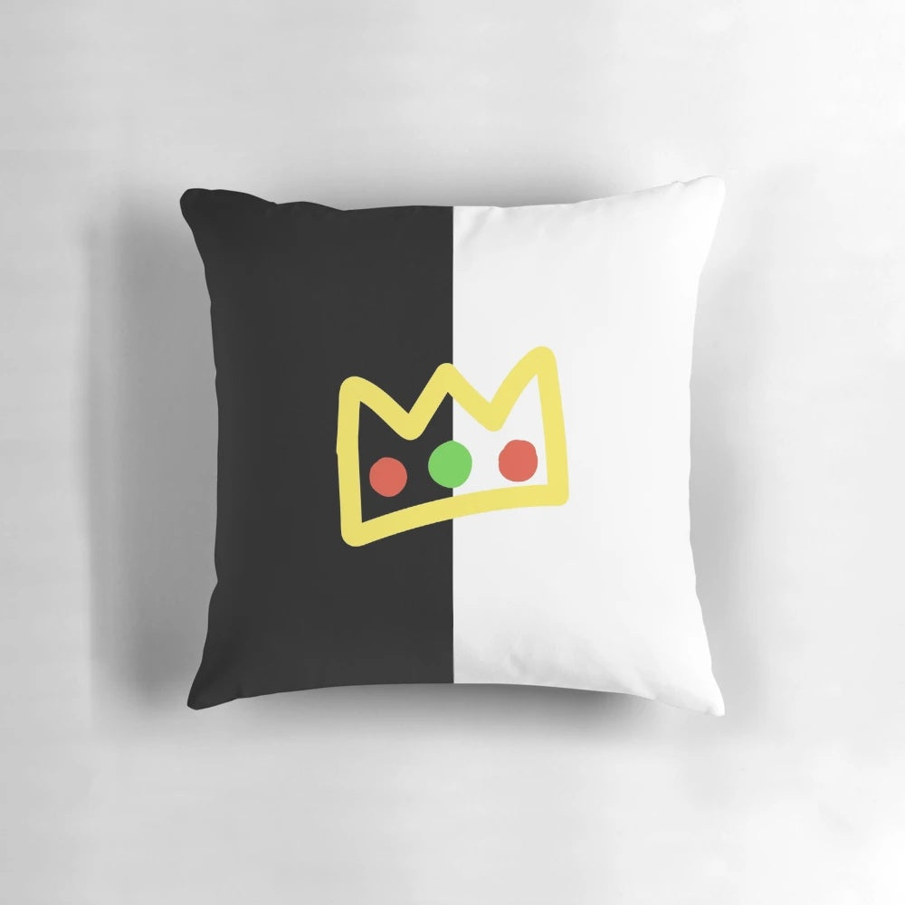 Ranboo-inspired crown-shaped pillow with Dream SMP characters