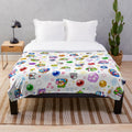 Retro 8-bit bubble bobble plush blanket with seamless pattern