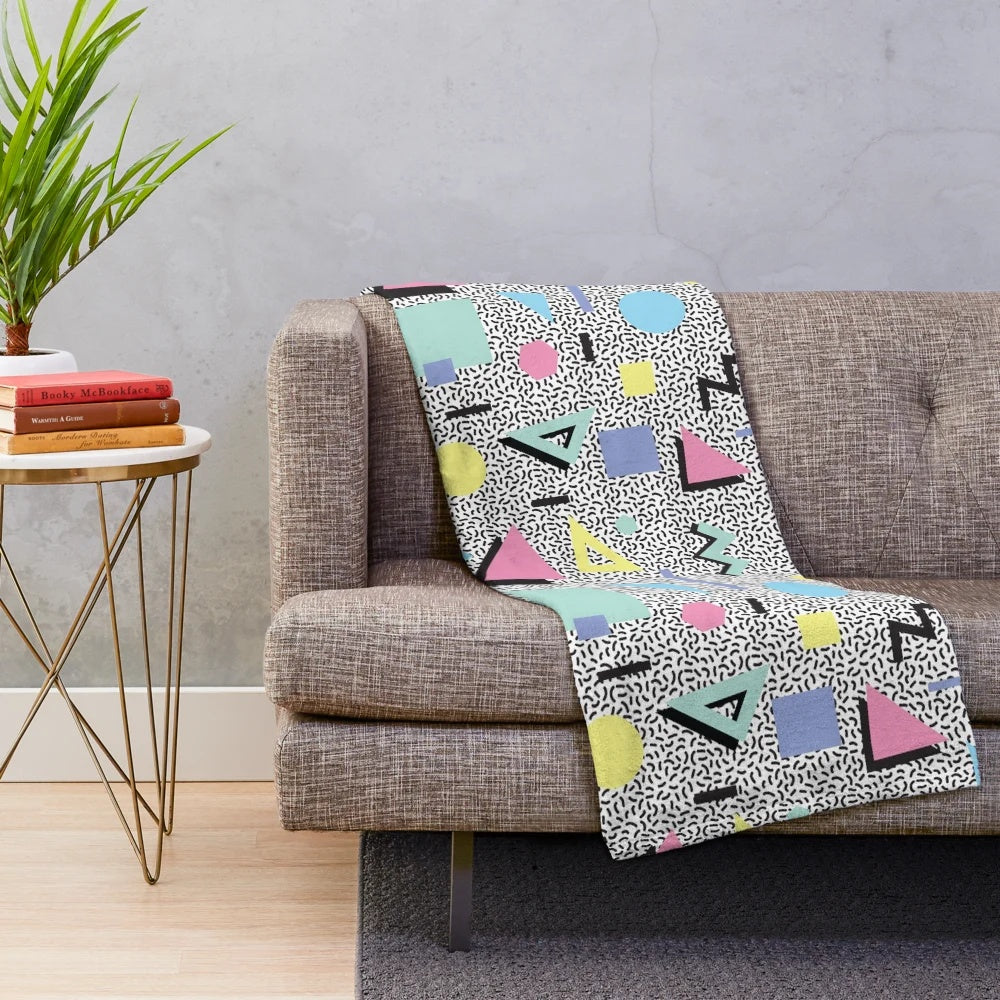 Retro 80s plush blanket with colorful psychedelic pattern design