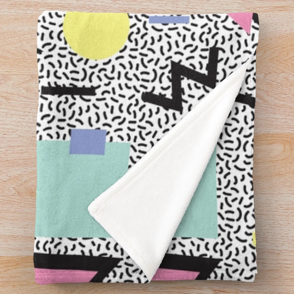 Retro 80s plush blanket with colorful psychedelic pattern design