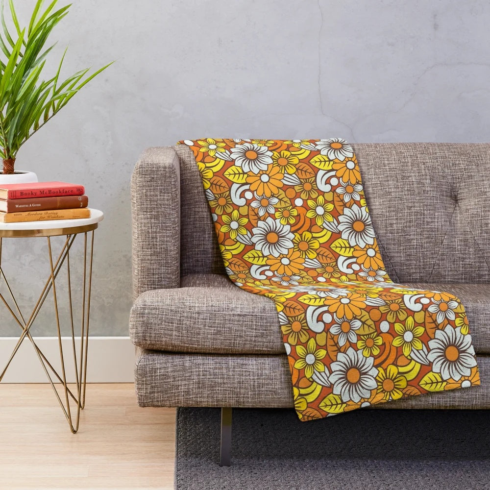 Retro 70s floral pattern plush blanket