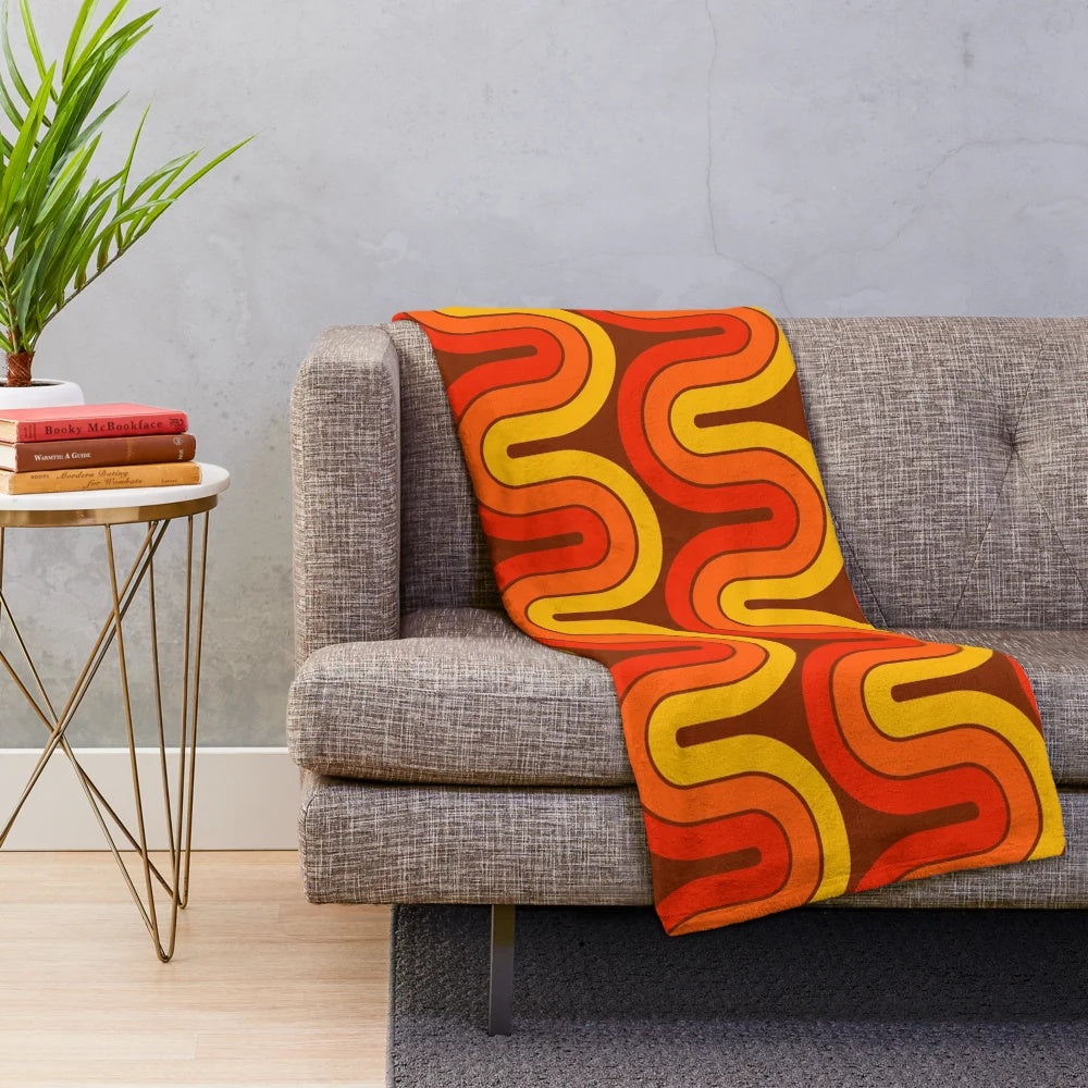 Retro geometric gradient design plush throw blanket