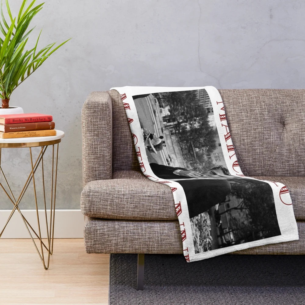 Marcello plush blanket for movie lovers