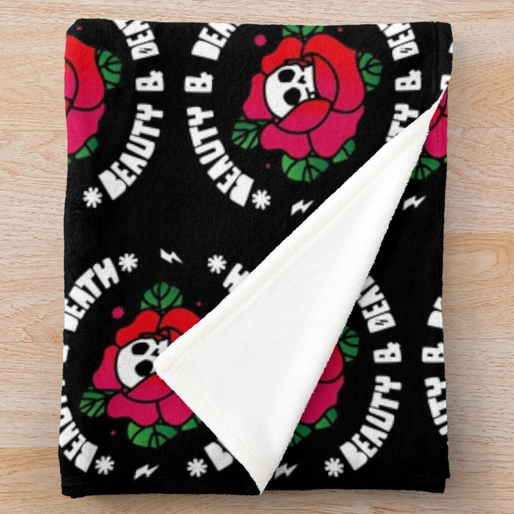 Plush blanket with retro inspired nature-themed design