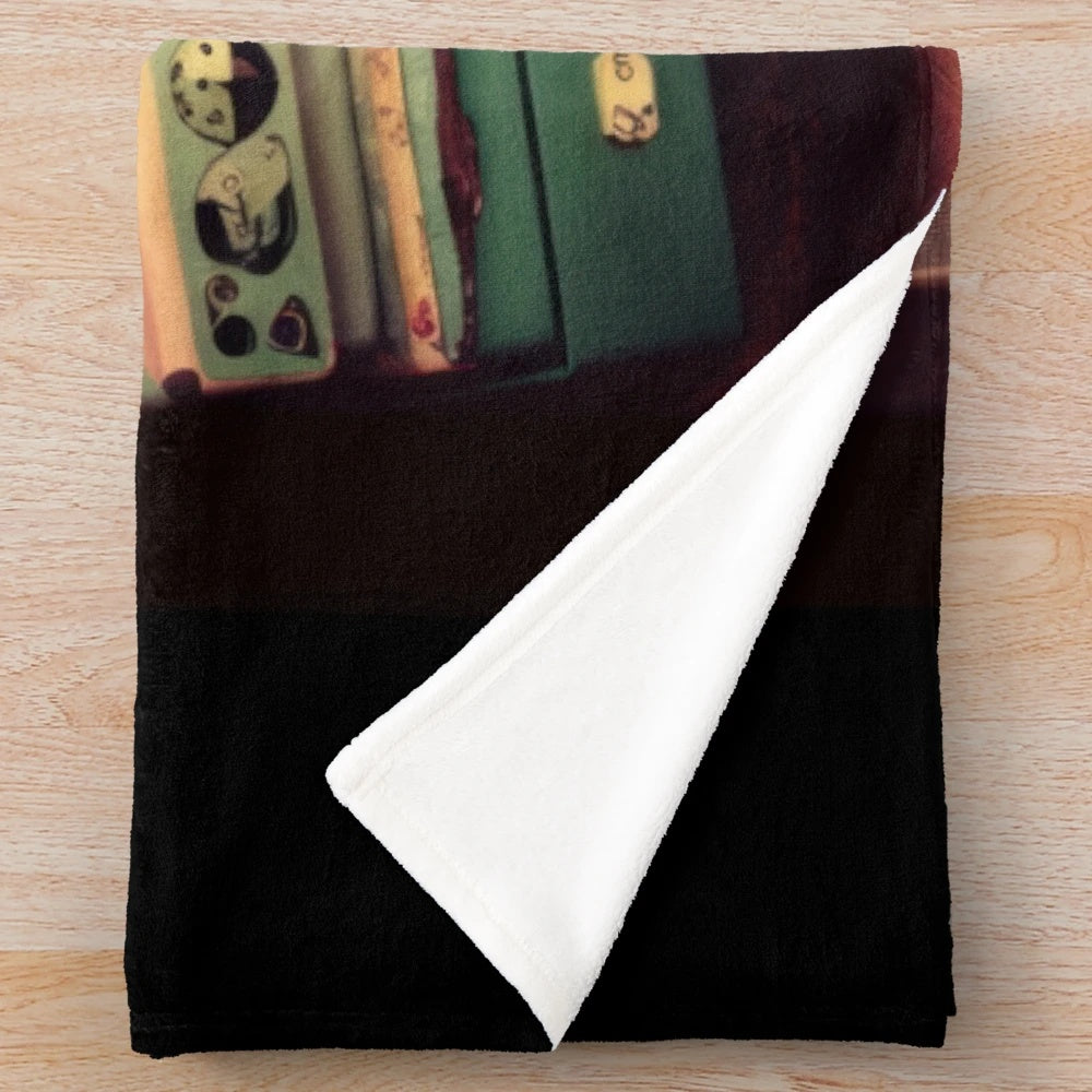 Retro-Inspired Plush Blanket with Classic Movie Imagery