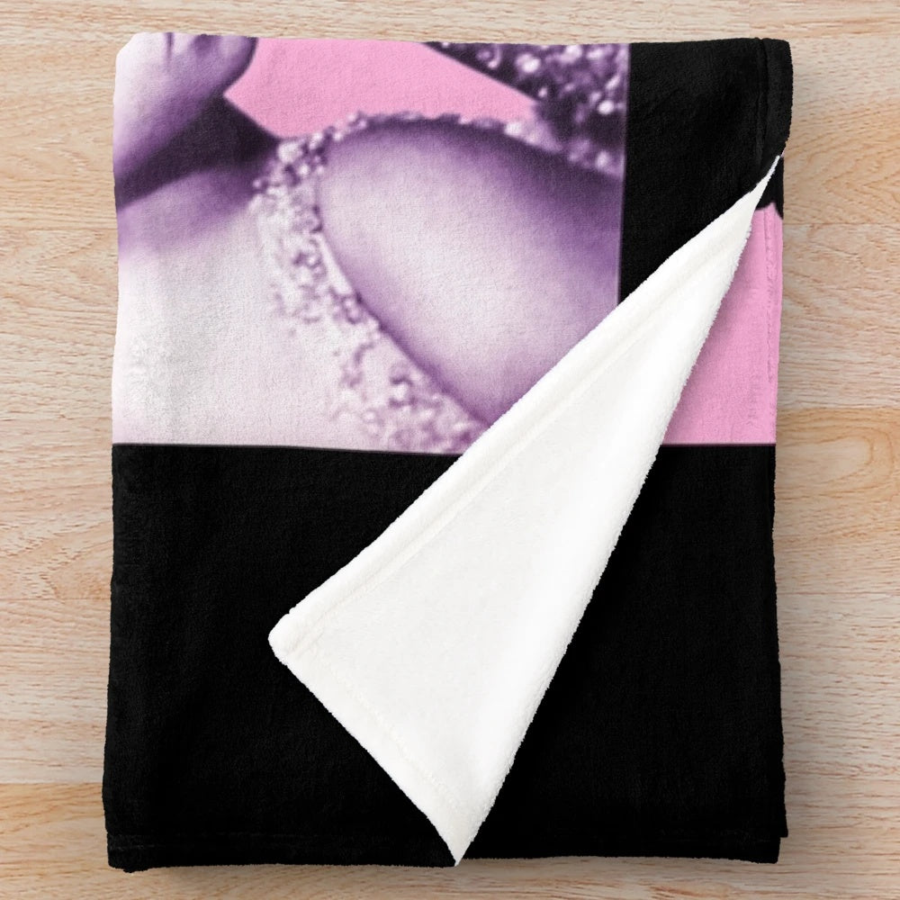 Vintage-inspired plush blanket showcasing the iconic Diana Ross and The Supremes