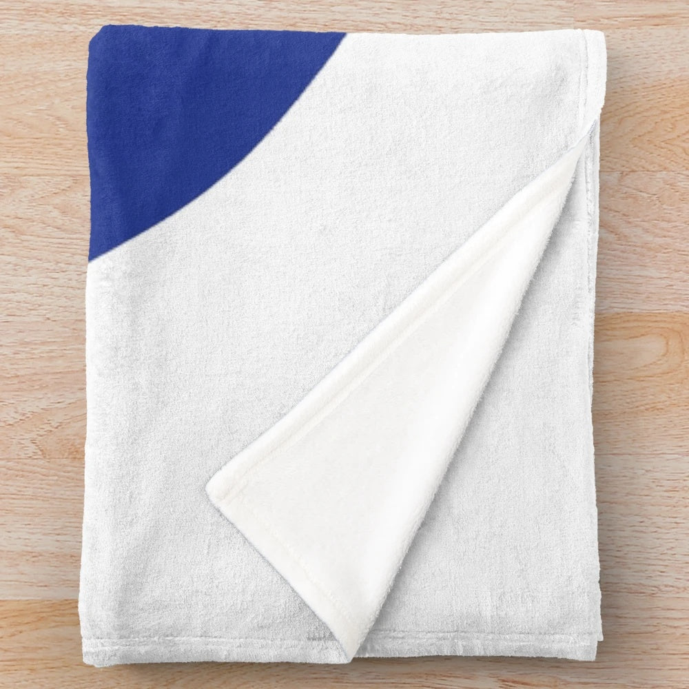 Retro plush blanket with mod-inspired design