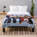 Cozy plush blanket featuring the cast of the popular 70s TV sitcom That '70s Show
