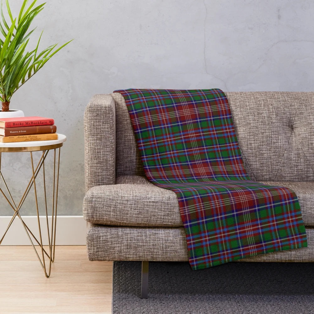 Ritchie tartan plush blanket with Scottish clan crest design