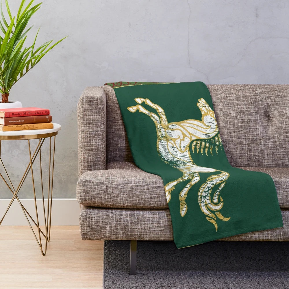 Rohan plush blanket featuring the iconic banner of Rohan