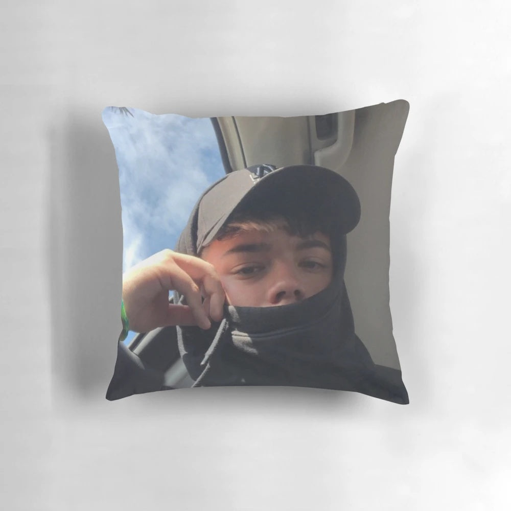 Saiko. Pillow - Soft, Comfortable Blackberry Polaris Pillow