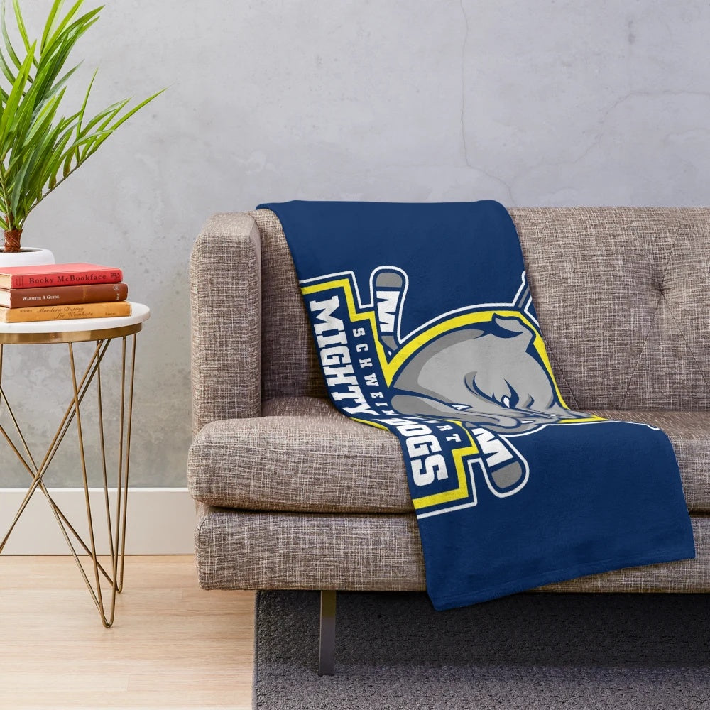 Schweinfurt Mighty Dogs plush blanket with hockey theme