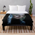 Scream 6 plush blanket featuring Hayden Panettiere as Kirby Reed
