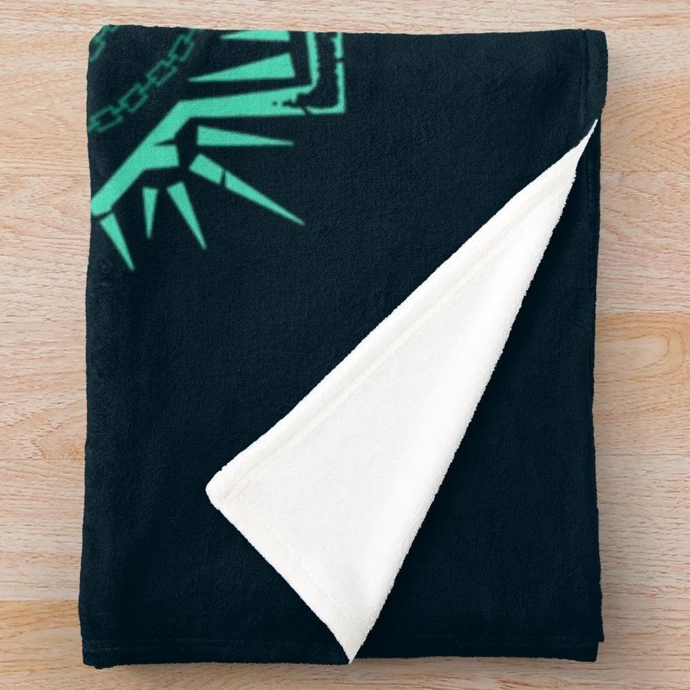 Sea of Thieves inspired plush blanket featuring the game's iconic skull logo and kraken design