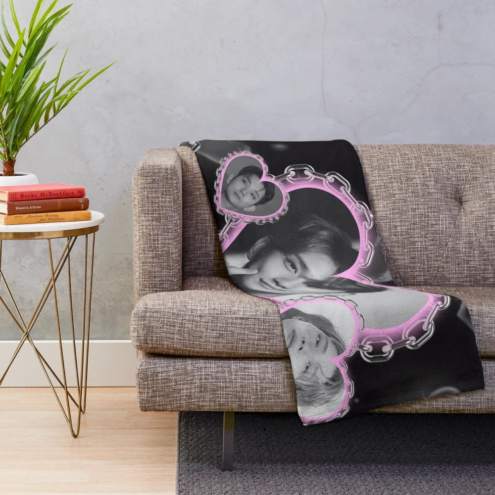 Seventeen Joshua Y2K Heart Plush Blanket